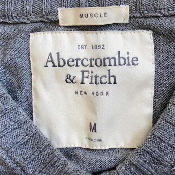 Abercrombie &Fitch sweater - Picture 4 of 5